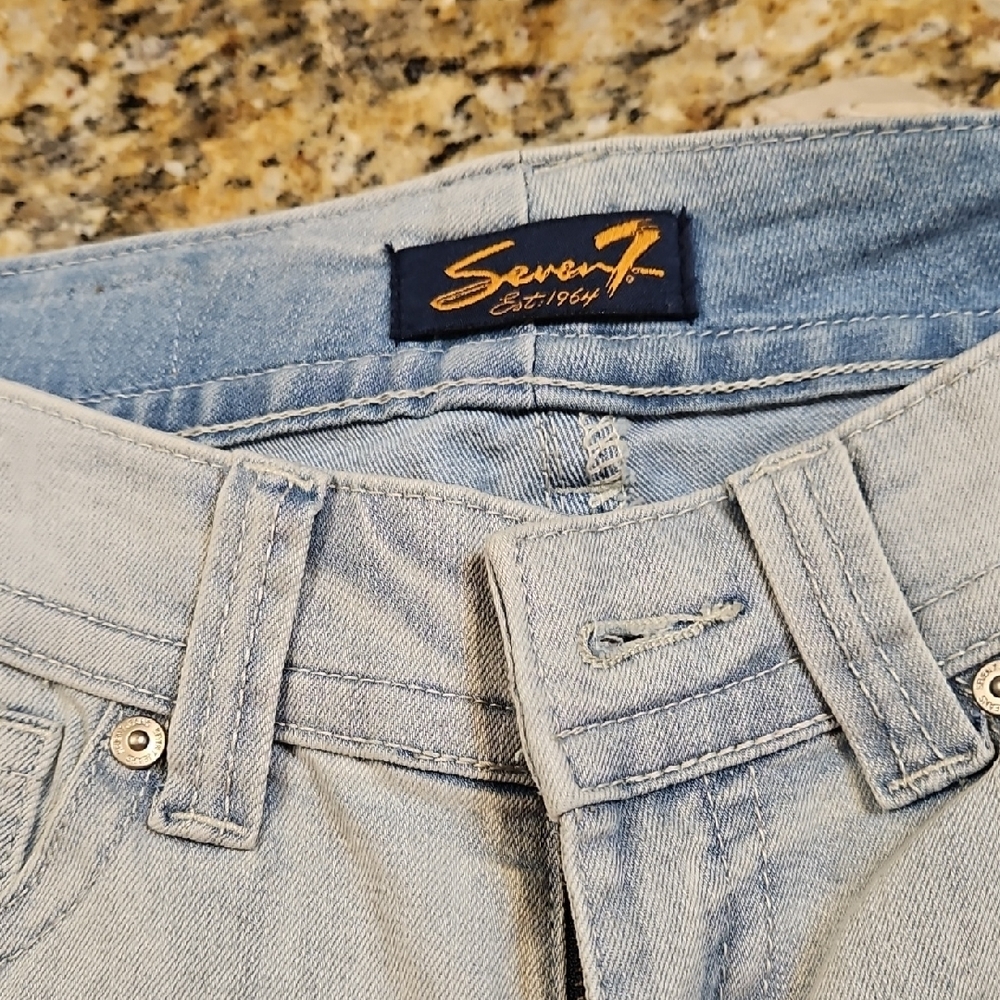 Seven7 Dion Blue Denim Capris Distressed